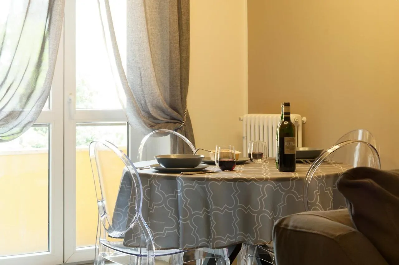 Coffee Ribbon Apartment Milan